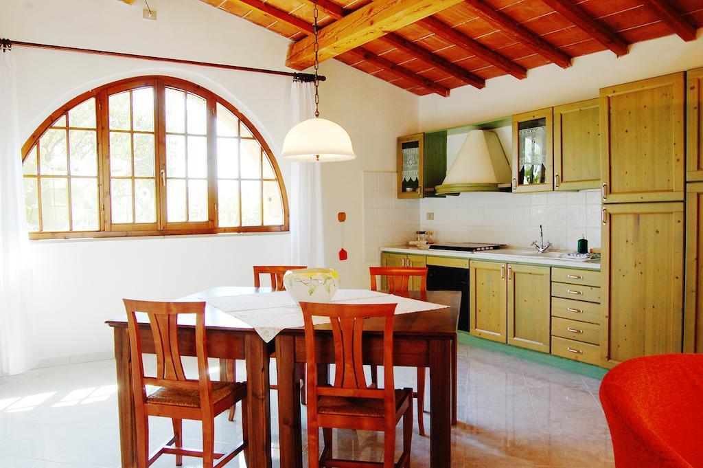 Le Valli Apart otel Pomarance Oda fotoğraf